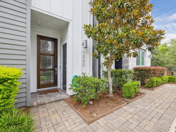 1050 Timbergrove Yards Lane, Houston TX 77008