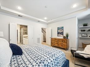 1050 Timbergrove Yards Lane, Houston TX 77008