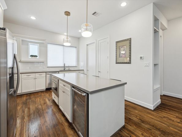 1050 Timbergrove Yards Lane, Houston TX 77008