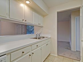 3131 Southwest Freeway C29, Houston TX 77098