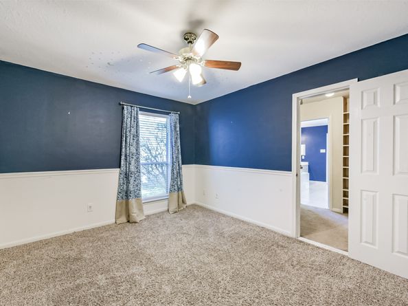 13203 Yaupon Holly Lane, Houston TX 77044