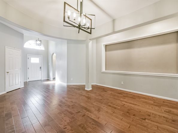 13203 Yaupon Holly Lane, Houston TX 77044