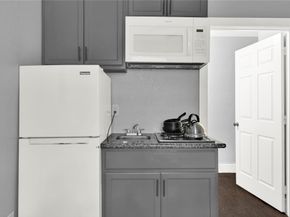 3714 Dabney Street 10, Houston TX 77026