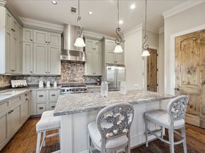 5207 Calle Montilla Place, Houston TX 77007