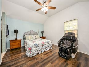 11638 Evesborough Drive, Houston TX 77099