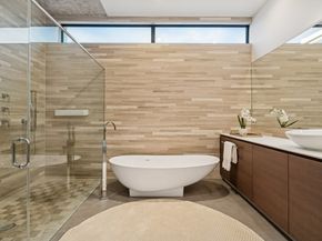 2332 Wroxton Road, Houston TX 77005