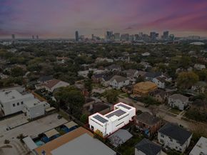 2332 Wroxton Road, Houston TX 77005