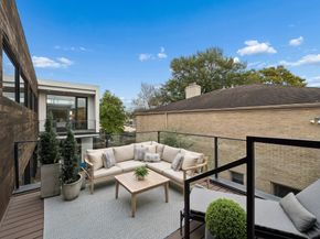 2332 Wroxton Road, Houston TX 77005