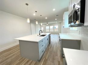 7819 Angus Street, Houston TX 77028