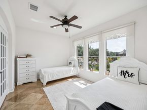 934 Poydras Street, Sugar Land TX 77498