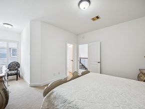 934 Poydras Street, Sugar Land TX 77498