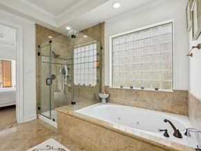 934 Poydras Street, Sugar Land TX 77498