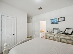 934 Poydras Street, Sugar Land TX 77498