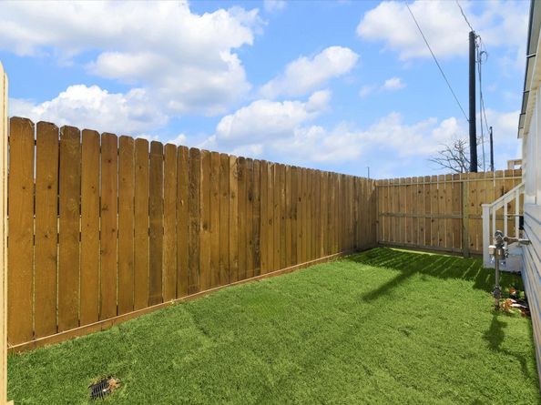 5632 Camino Encantado Drive, Houston TX 77091