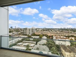 2727 Kirby Drive 12C, Houston TX 77098