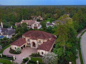 2 Lace Point, The Woodlands TX 77382