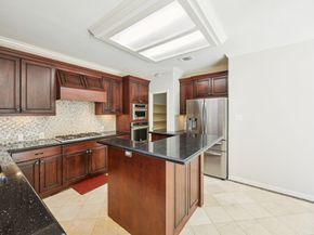 3002 Autumn Cove Court, Friendswood TX 77546