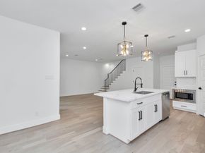 2813 Drew Street, Houston TX 77004