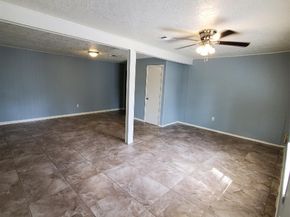 6526 Linden Street, Houston TX 77087