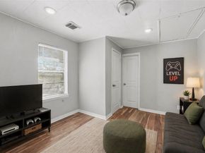 6526 Linden Street, Houston TX 77087