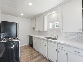 6526 Linden Street, Houston TX 77087