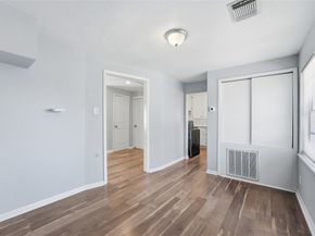 6526 Linden Street, Houston TX 77087