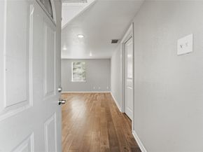 6526 Linden Street, Houston TX 77087