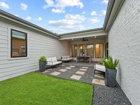 2331 Haverhill Drive, Houston TX 77008