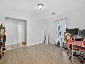 12811 Roandale Drive, Houston TX 77048