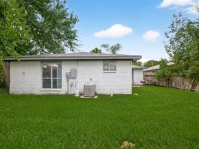 12811 Roandale Drive, Houston TX 77048