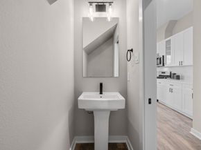 5915 Wheatley Hollow Lane, Houston TX 77091