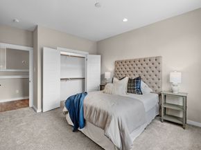 5915 Wheatley Hollow Lane, Houston TX 77091