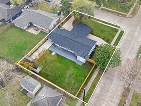 12319 Renwick Drive, Houston TX 77035