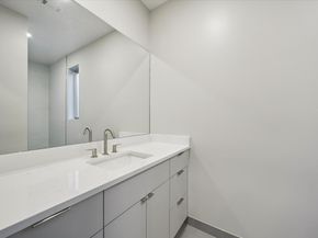 2129 Quenby Street, Houston TX 77005