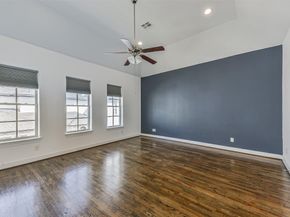 2715 Cohn Garden, Houston TX 77007