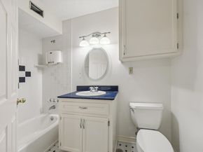 5659 Lymbar Drive, Houston TX 77096