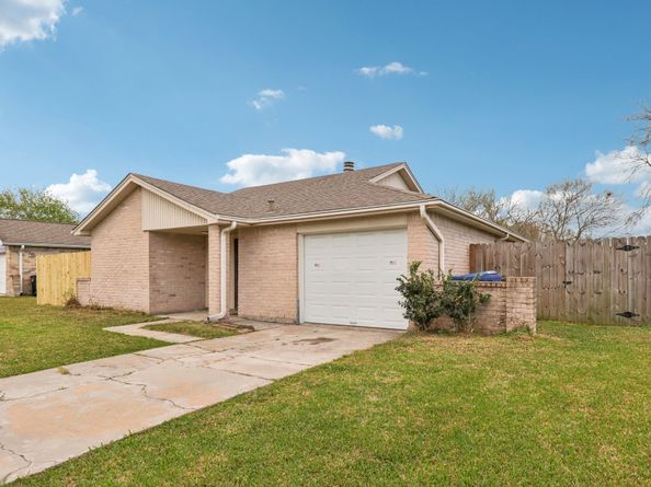 14067 Towneway Drive, Sugar Land TX 77498