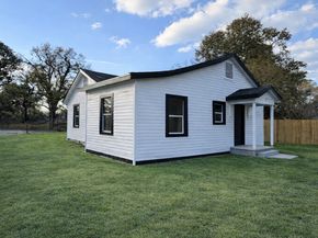 9306 Grady Street, Houston TX 77016