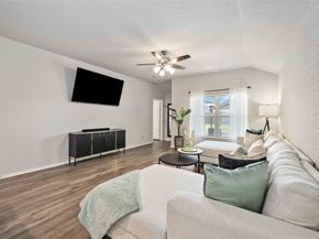 10527 Meadow Saffron Drive, Houston TX 77016