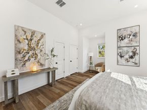 2125 Hoskins Drive B, Houston TX 77080