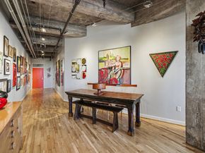 204 Travis Street 4E, Houston TX 77002