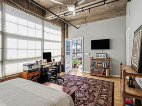 204 Travis Street 4E, Houston TX 77002