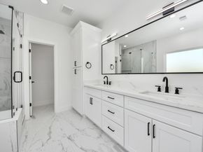 7012 & 7014 Saint Augustine Street, Houston TX 77021