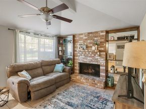 2718 Longleaf Pines Drive, Kingwood TX 77339