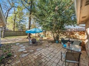 2718 Longleaf Pines Drive, Kingwood TX 77339