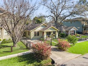 805 Ralfallen Street, Houston TX 77008