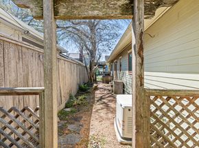 805 Ralfallen Street, Houston TX 77008