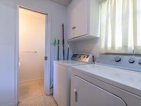 5238 Loch Lomond Drive, Houston TX 77096