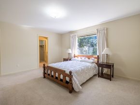 5238 Loch Lomond Drive, Houston TX 77096