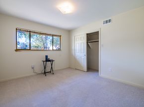 5238 Loch Lomond Drive, Houston TX 77096